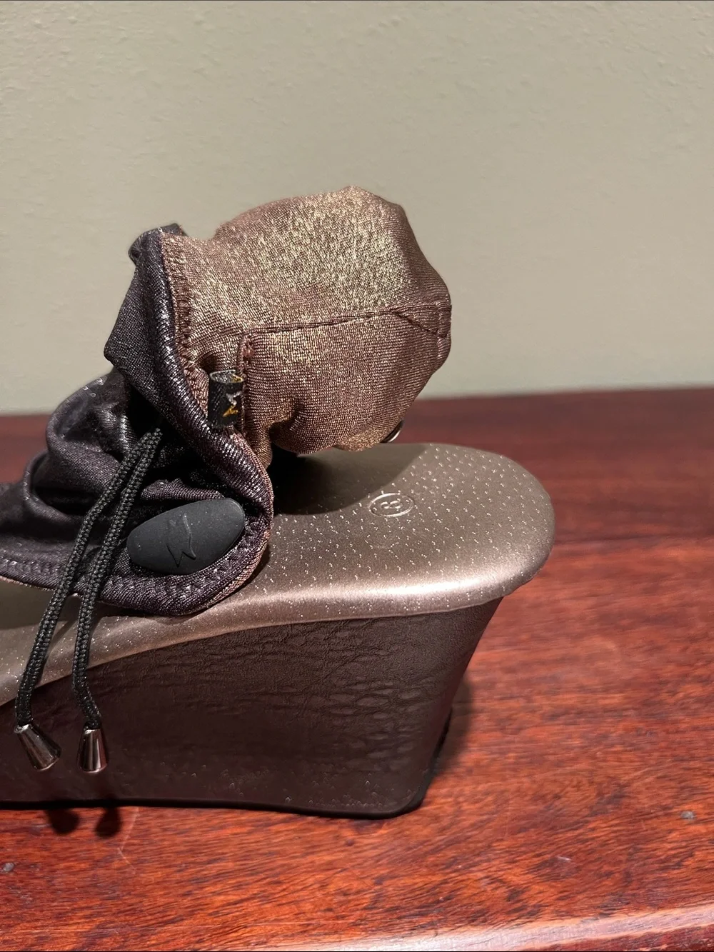 Modzori Fusion Twister Innovative Black Metallic Wedge Reversible Sandals 8